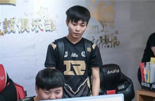 万不仅是一 万不仅是一